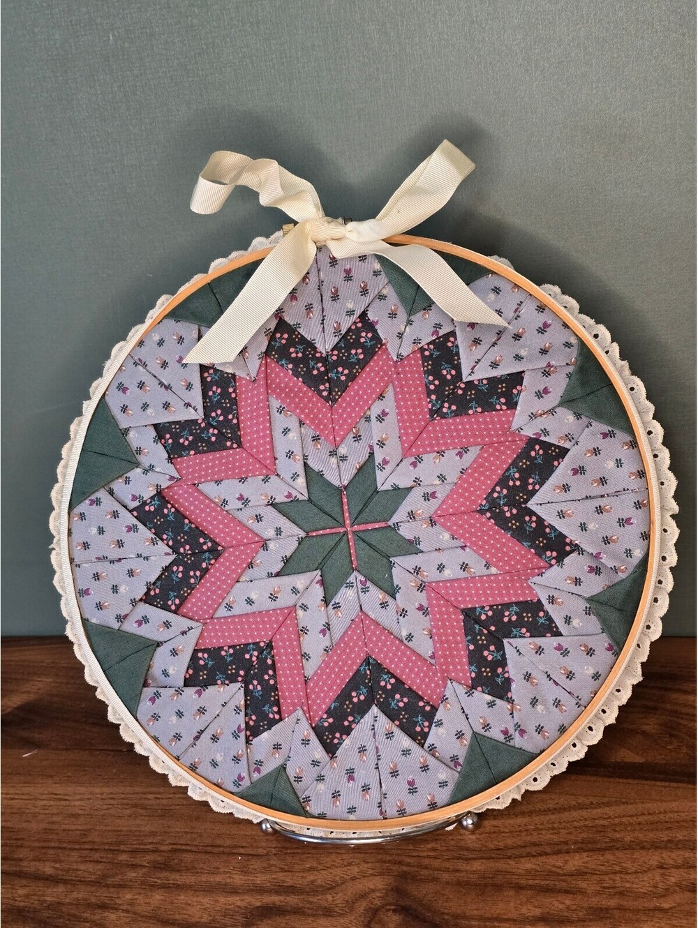 Vintage Folded Star Quilt Hoop Wall Hanging Calico Fabric Cottagecore
